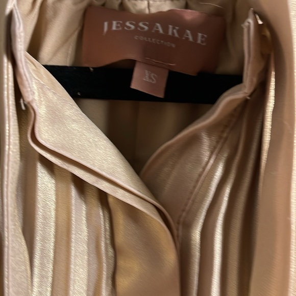 JessaKae XSmall Gold dress - Picture 2 of 3
